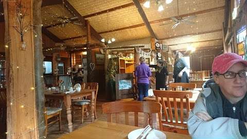 Photo: Secret Creek Cafe & Restaurant